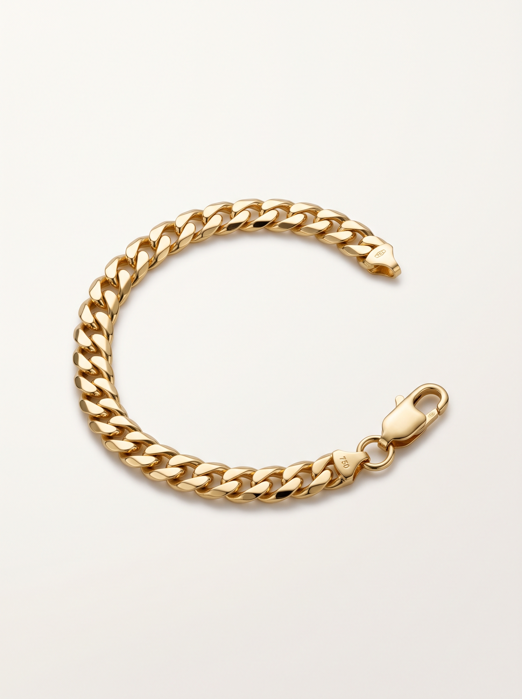 Bracelet gourmette en or jaune, maillons plats polis