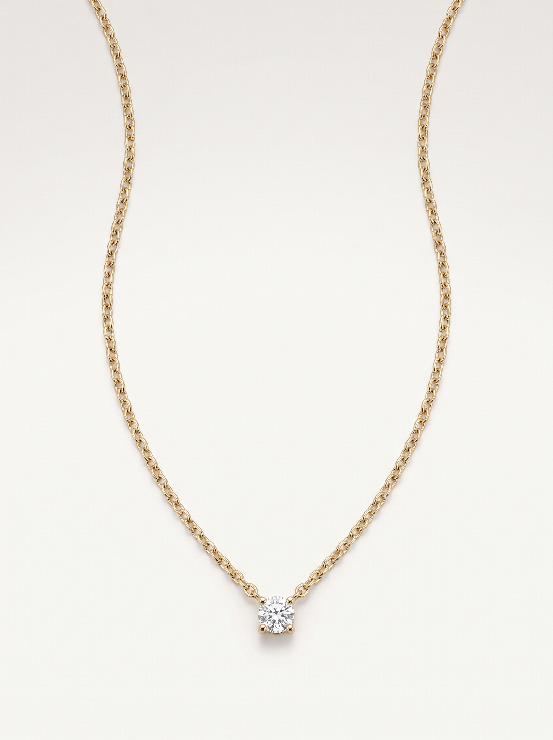 Collier Fil de Lumière en or jaune, chaîne maille forçat et pendentif diamant